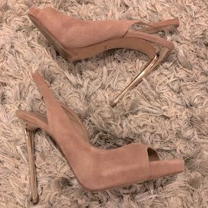 BCBG 4” Blush Suede Slingback Heels • Size 7